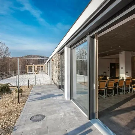 Villa Tranquil With Nature Access *